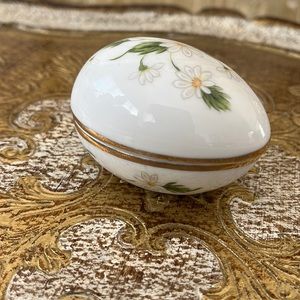 Vintage porcelain egg shaped jewelry trinket box